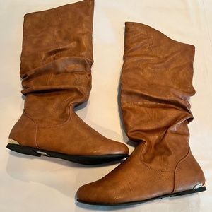 Women’s boots